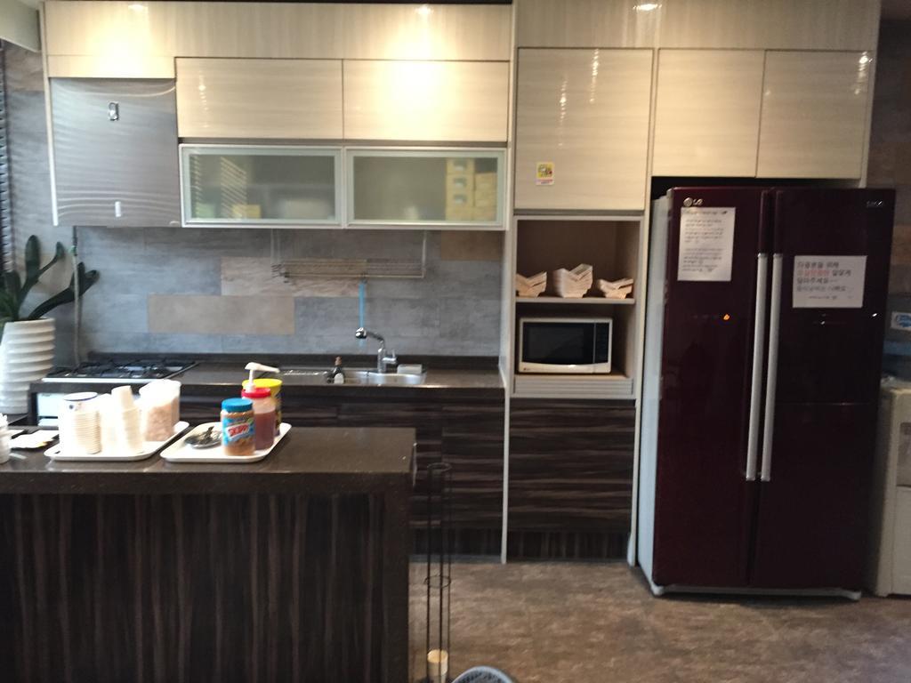Hotel Voll 首爾 外观 照片