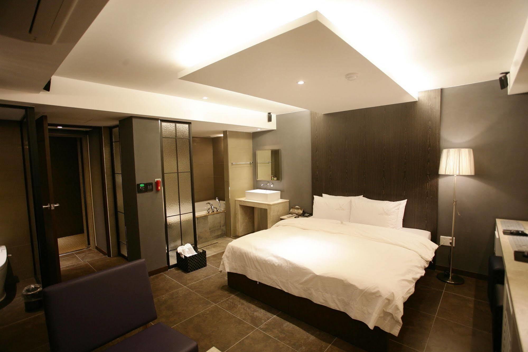 Hotel Voll 首爾 外观 照片
